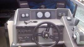 1987 Formula 25 Power Cruiser