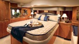 2007 Cruisers Yachts 520 Express 